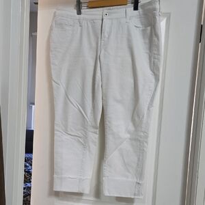 Torrid Boyfriend Crop Jeans Size 14